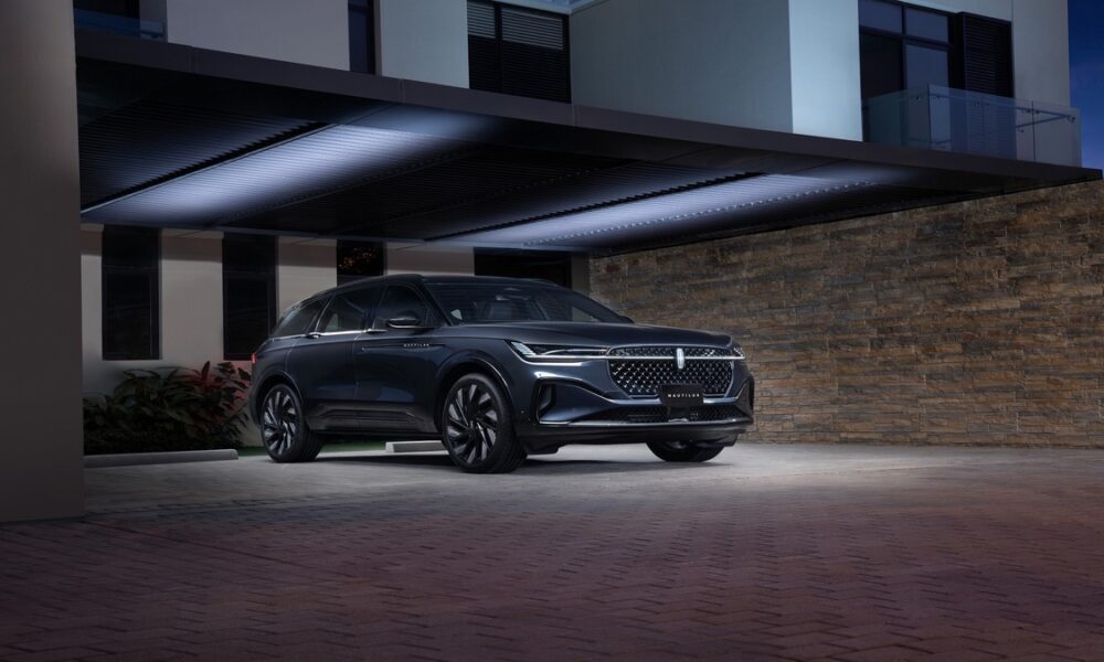 ALL-NEW LINCOLN NAUTILUS DEBUTS THE MIDDLE EAST MARKET